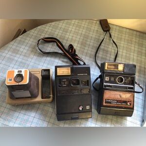 3 vintage Polaroid cameras - for photo props / decor - UNTESTED sold as is
